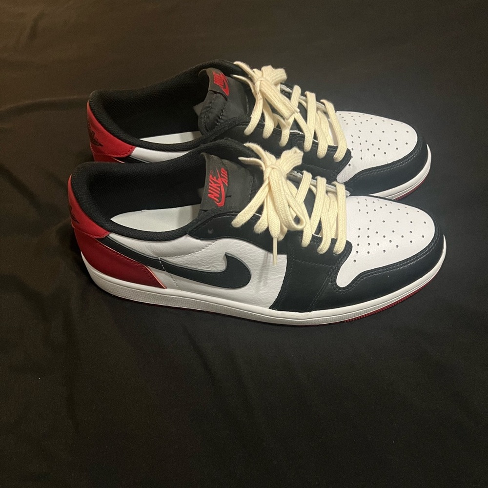 Jordan 1 low OG “Black Toe” 2023 release